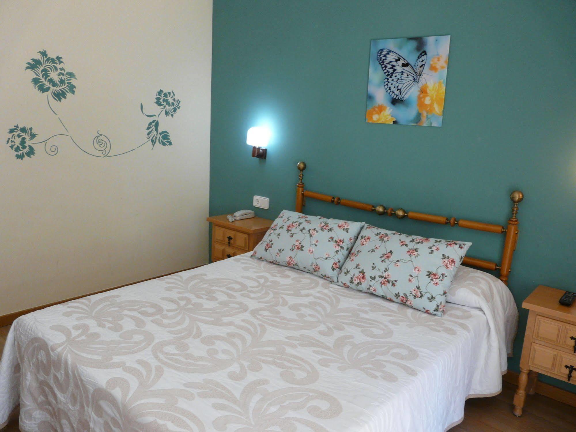 Hotel Nice La Seu d'Urgell